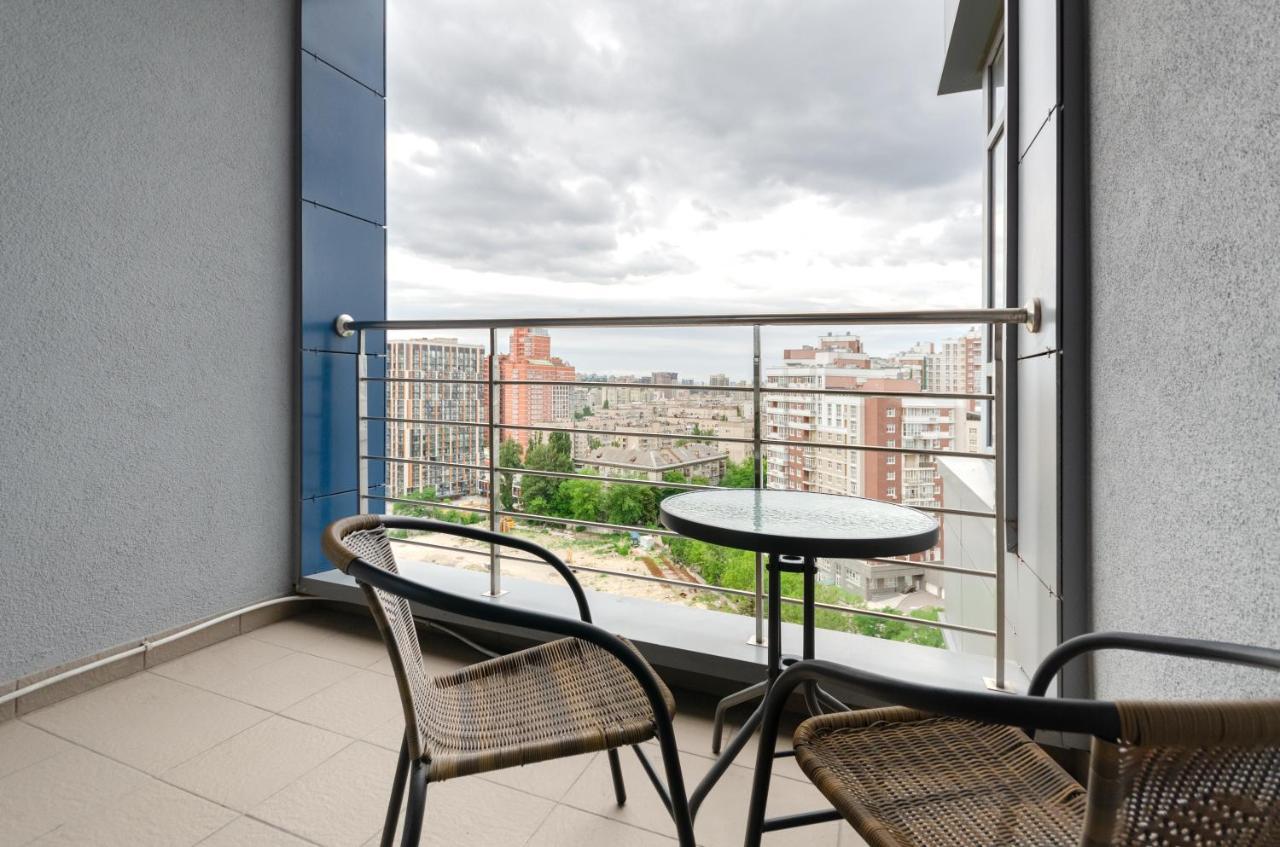 Petrovdom Apartaments 11-212 In Rc Central Park, 7 John Mccain Street Kiew Exterior foto