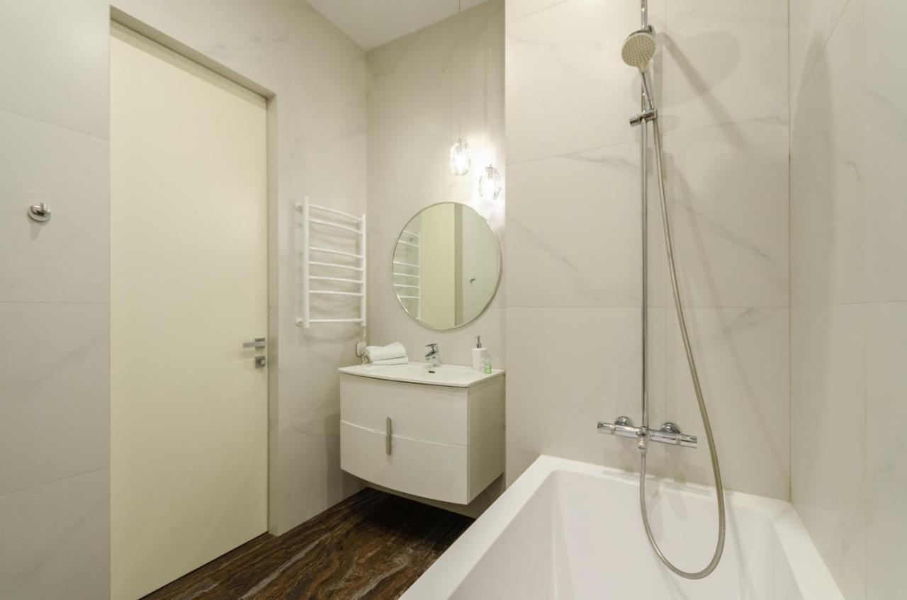 Petrovdom Apartaments 11-212 In Rc Central Park, 7 John Mccain Street Kiew Exterior foto